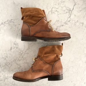 Pikolinos Leather & Suede boots